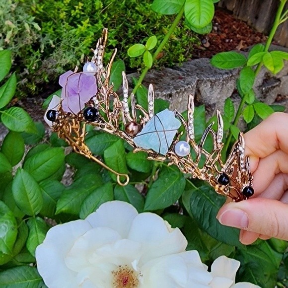 Handmade Crown Amethyst, Flourite & White Quartz Raw Crystals Gold Branches - Picture 2 of 10